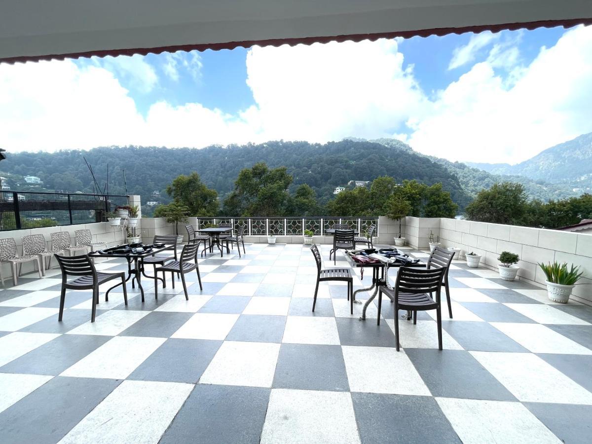 Hotel Prince ! Nainital Mall Road-Prime-Location In-Front-Of-Naini-Lake Hygiene-And-Spacious-Room Eksteriør bilde