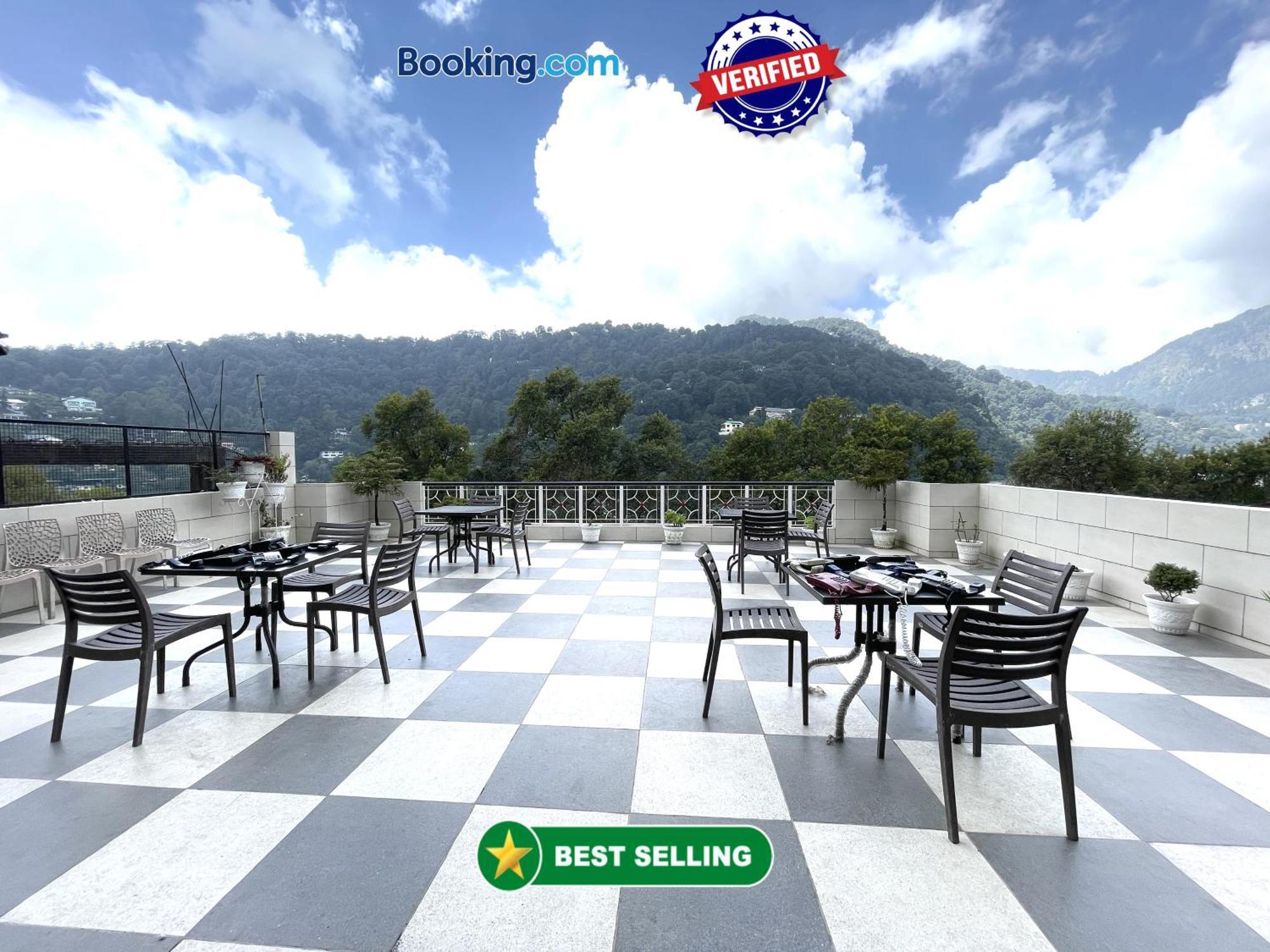 Hotel Prince ! Nainital Mall Road-Prime-Location In-Front-Of-Naini-Lake Hygiene-And-Spacious-Room Eksteriør bilde